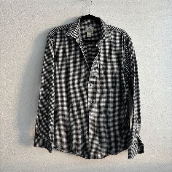 L.L. Bean Black/White Checkered Slightly Fitted 100% Cotton Button Down - Picture 1 of 4